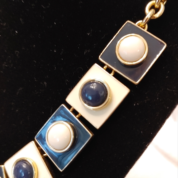 Talbot's Necklace - Picture 4 of 5